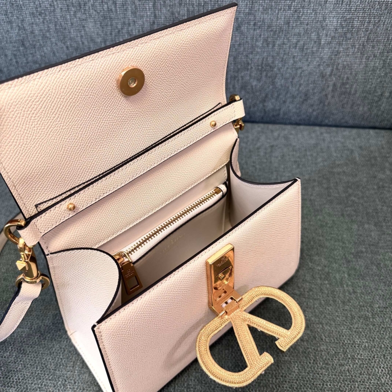 Va1e*ntin0 top handle bag